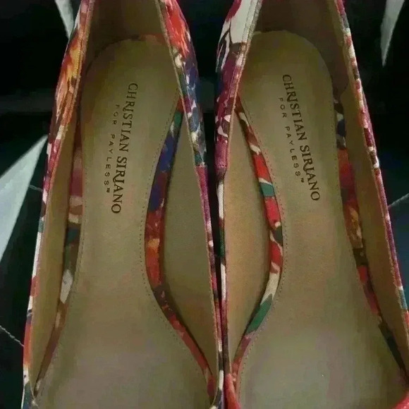 Christian Siriano Pink and White Peep Toe Heels - Picture 3 of 6